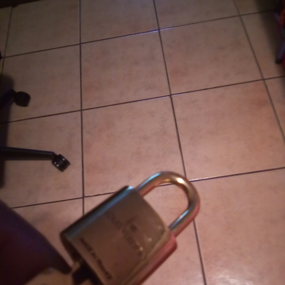 LV 🔐👉🏼 (#319 LOCK & KEY) LOUIS VUITTON - Picture 7 of 7